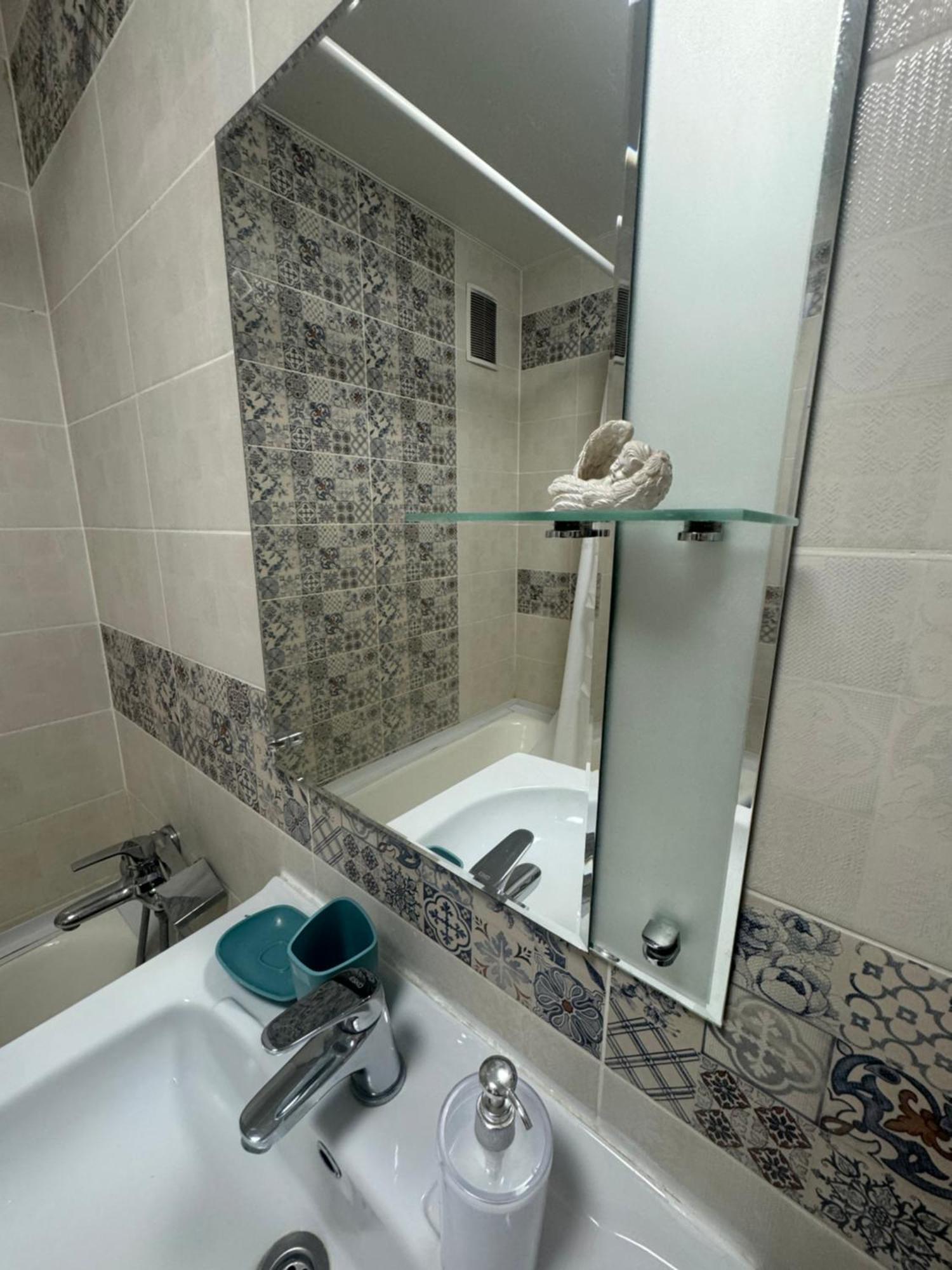 Уютная 2 Ком-Я Квартира В Центре Города, Район "Арбата" Apartment Almaty Bagian luar foto